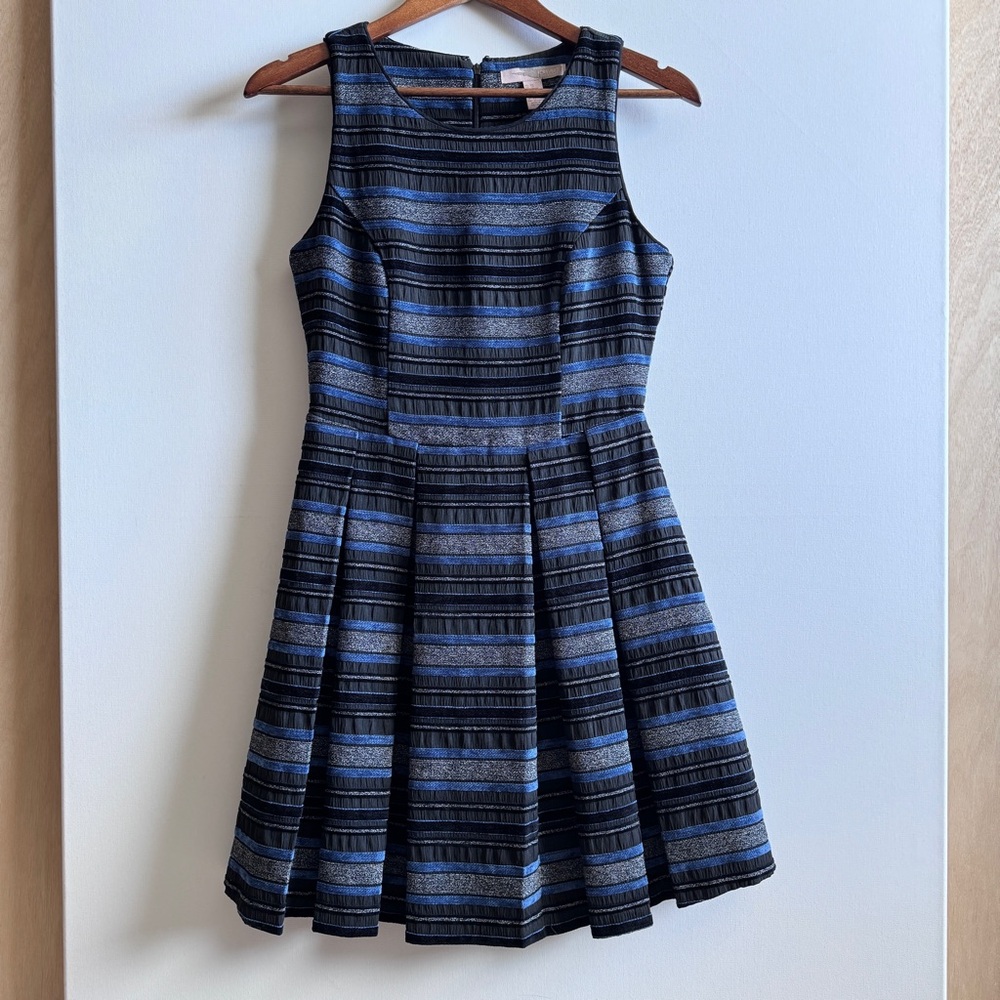 Sleeveless Fit and Flare Pleated Dress Blue & Black Stripe Size XS Forever 21